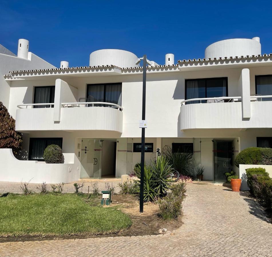 Scarlet'S Place - 1 Bed Victory Village Quinta Do Lago - Beach, Nature, Lakes Ngoại thất bức ảnh
